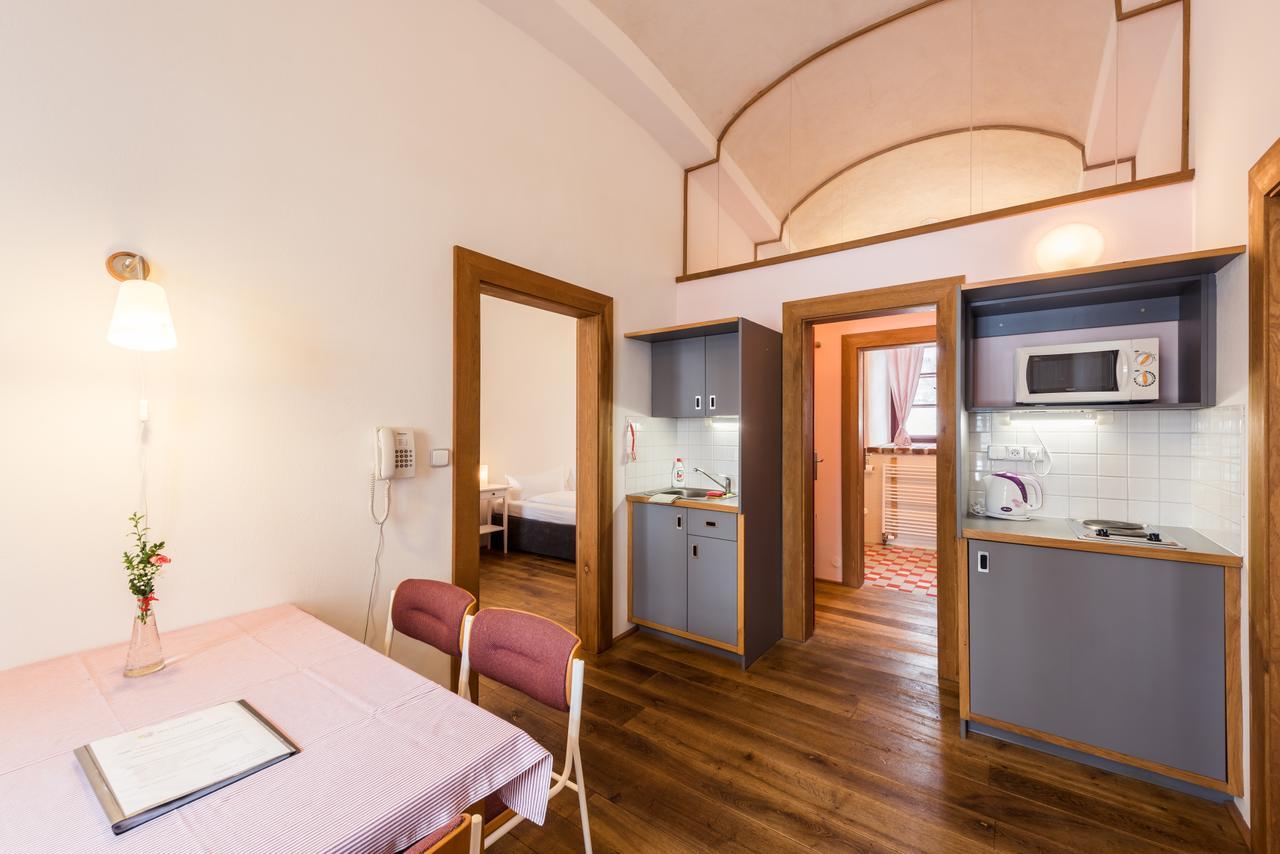 Holidaypark Mlazovy Kolinec Eksteriør billede